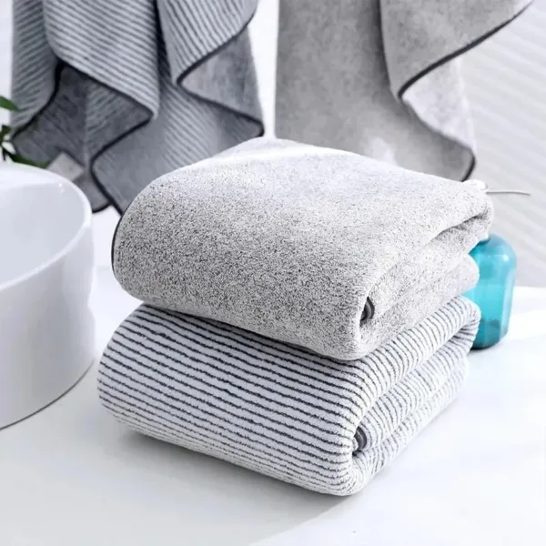 Bath Towel for Gym, Spa, and Home Thickened Microfiber - Image 4